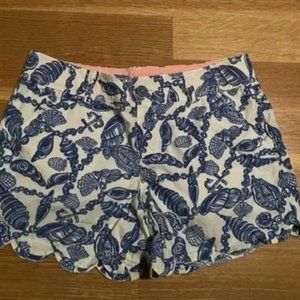 Lilly Pulitzer Scalloped Seashell Shorts (2)